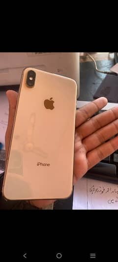 iphone xs max 256 gb non pta condition 10 by8.5 battery health 100