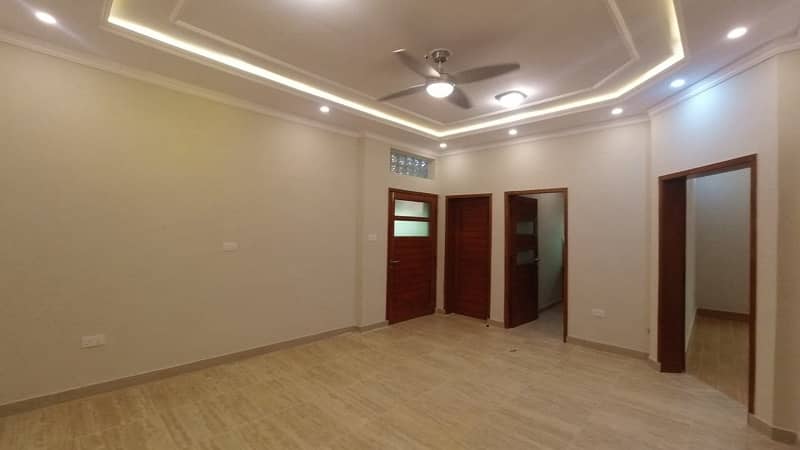 Ten Marla Brand New House First Entry For Rent in Bahria Town Lahore 10