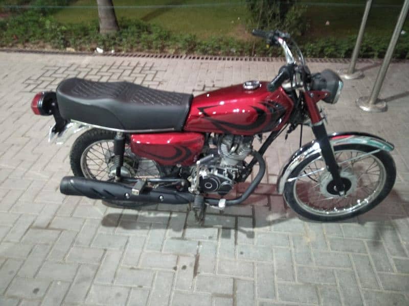 Honda 125 for sale All ok bike urgent for sale 2