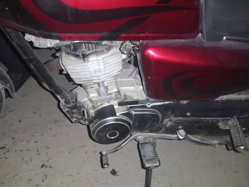 Honda 125 for sale All ok bike urgent for sale 6