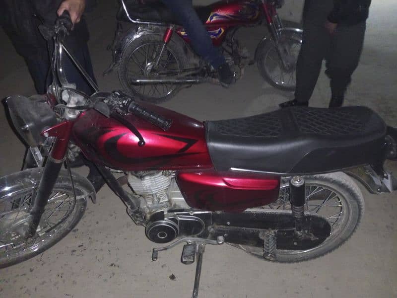 Honda 125 for sale All ok bike urgent for sale 10