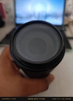 DSLR  | Nikon D3300 with Zoom lens