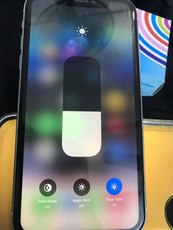 IPHONE XR 256GB 3