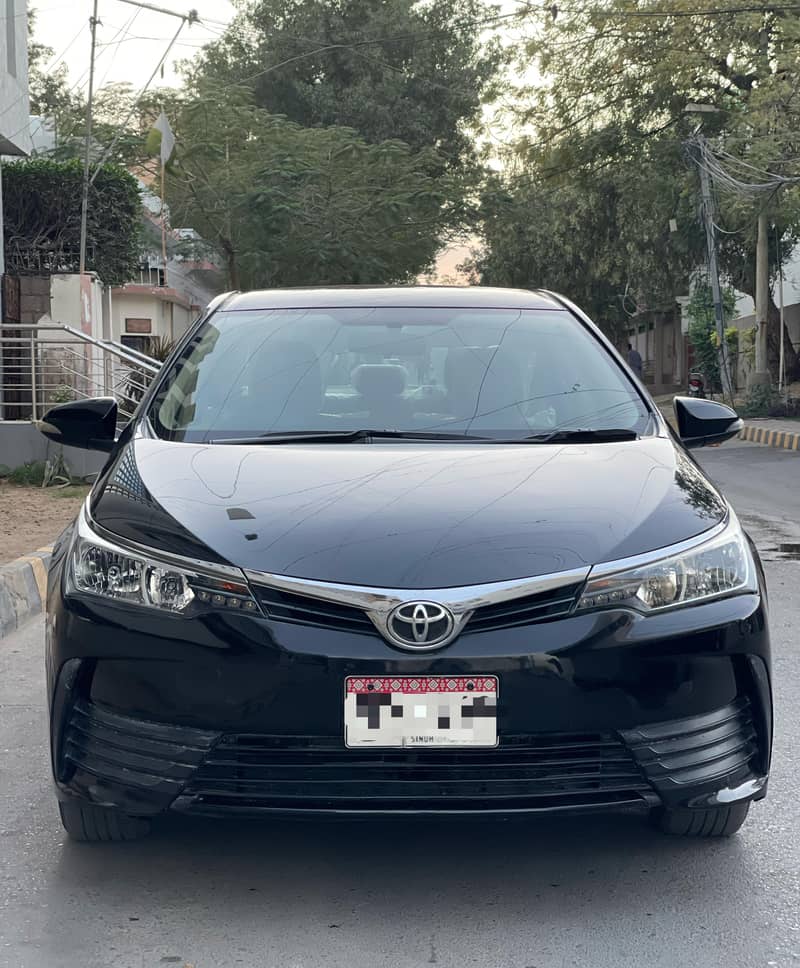 Toyota Corolla Altis 2017 1