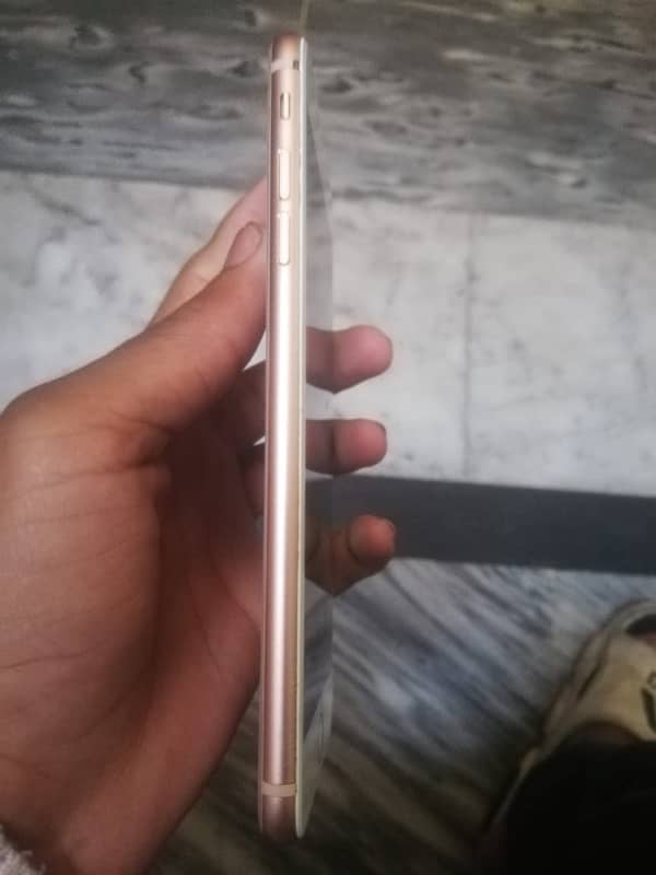 iPhone 8plus 256 gb WhatsApp 03249775018 5