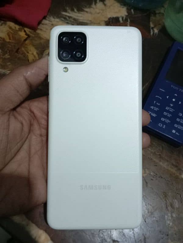 Samsung Galaxy A12 0