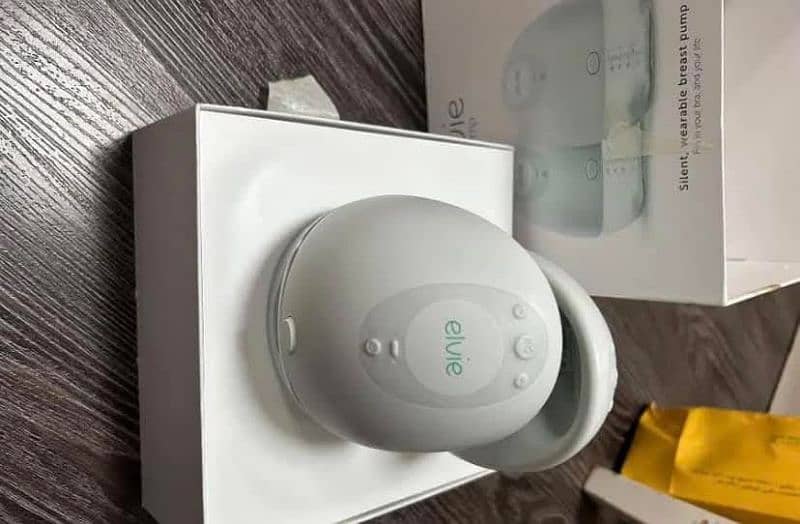 Elvie wearable breast pump double 4