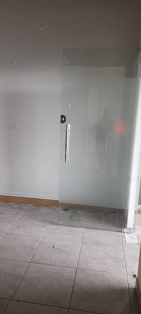 Tempered Glass Door 4