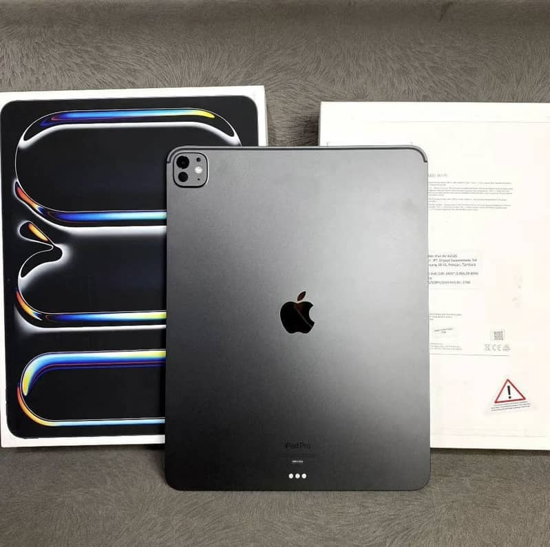 Apple iPad Pro 11 inches M4 (100BH) 0