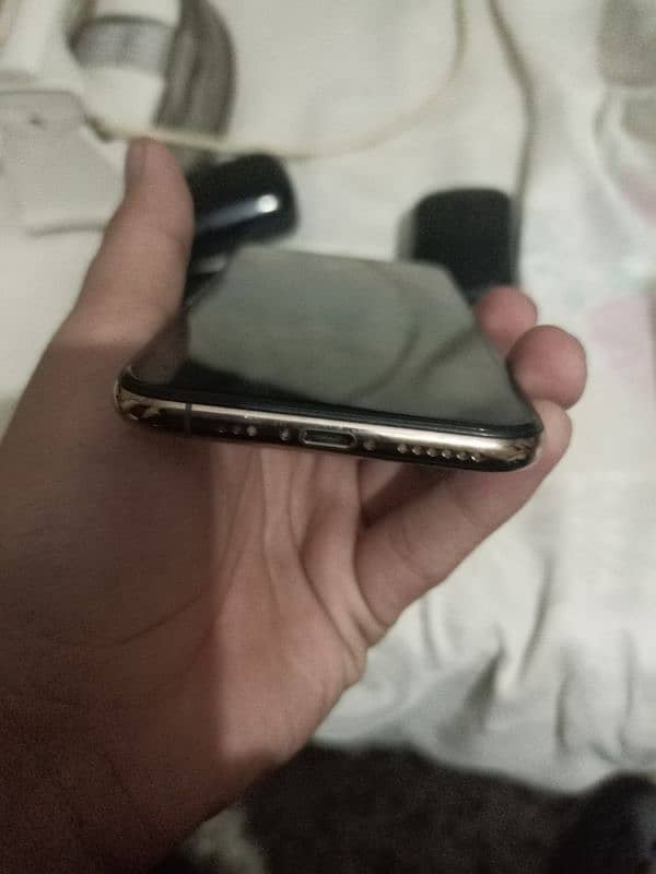 Iphone XS NON-PTA 2