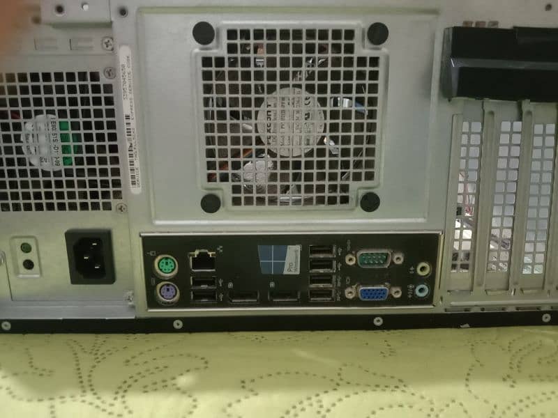 CORE i7 4th Gen 16 GB RAM WITH SCREEN AND ALL ACCESSORIES 3