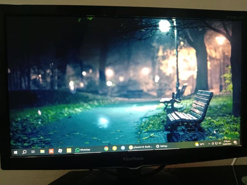 CORE i7 4th Gen 16 GB RAM WITH SCREEN AND ALL ACCESSORIES 12