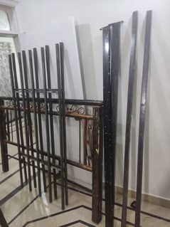 Iron bed king size good condition