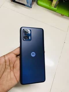 Motorola G73