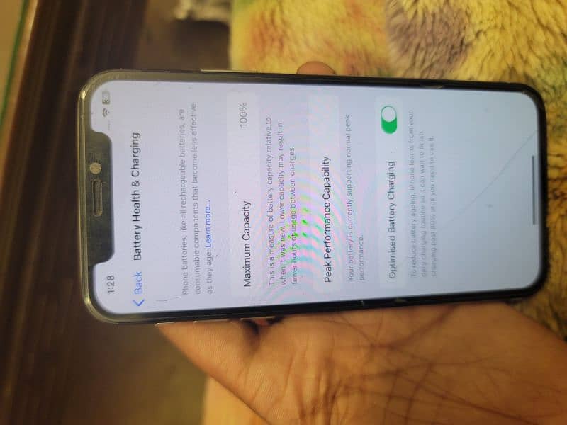 iphone x 256 gb 100 batry health 10/10 condition 3