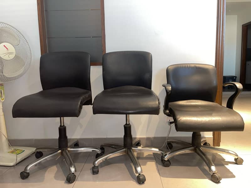 Chinoti imported chair set + Revolving chair 8