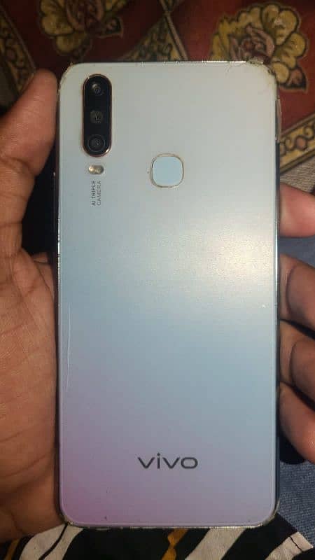 vivo y17 all ok new condition 8/256 4