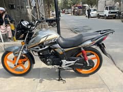 Honda CB150f Brand new condition 10/10