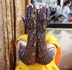 Professional mehndi artist.