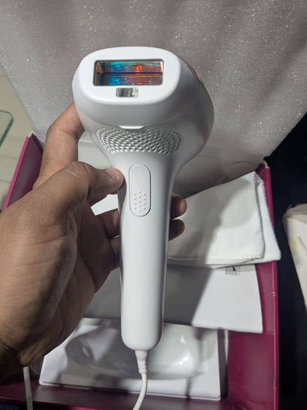 Philips Laser IPL Hair Remover 7000 2