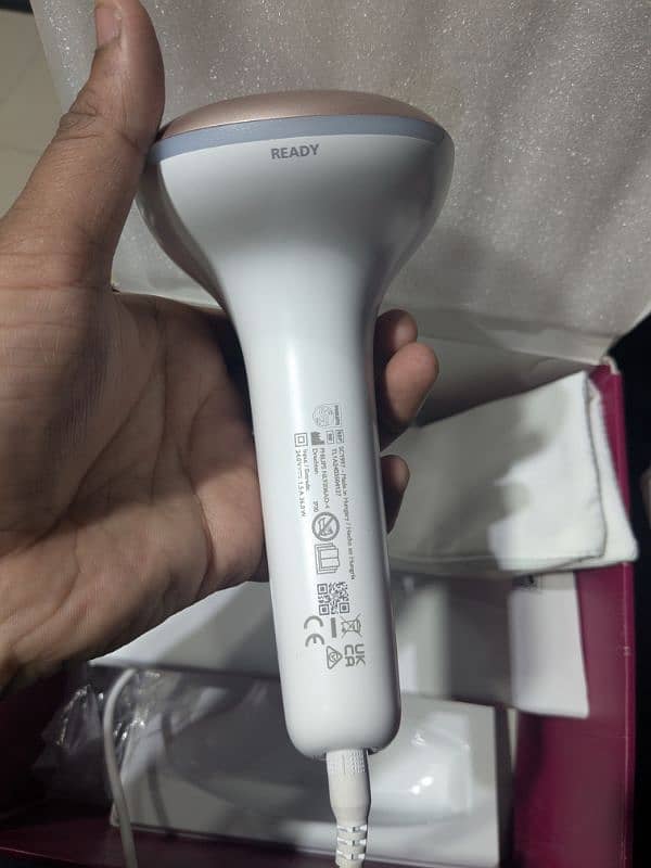 Philips Laser IPL Hair Remover 7000 3