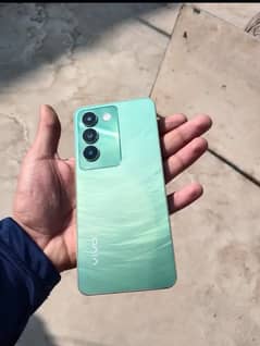 vivo y100 green clour 8+8 / 256