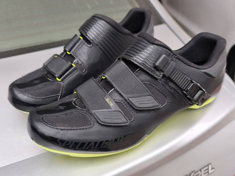 Cycling Shoes. 0