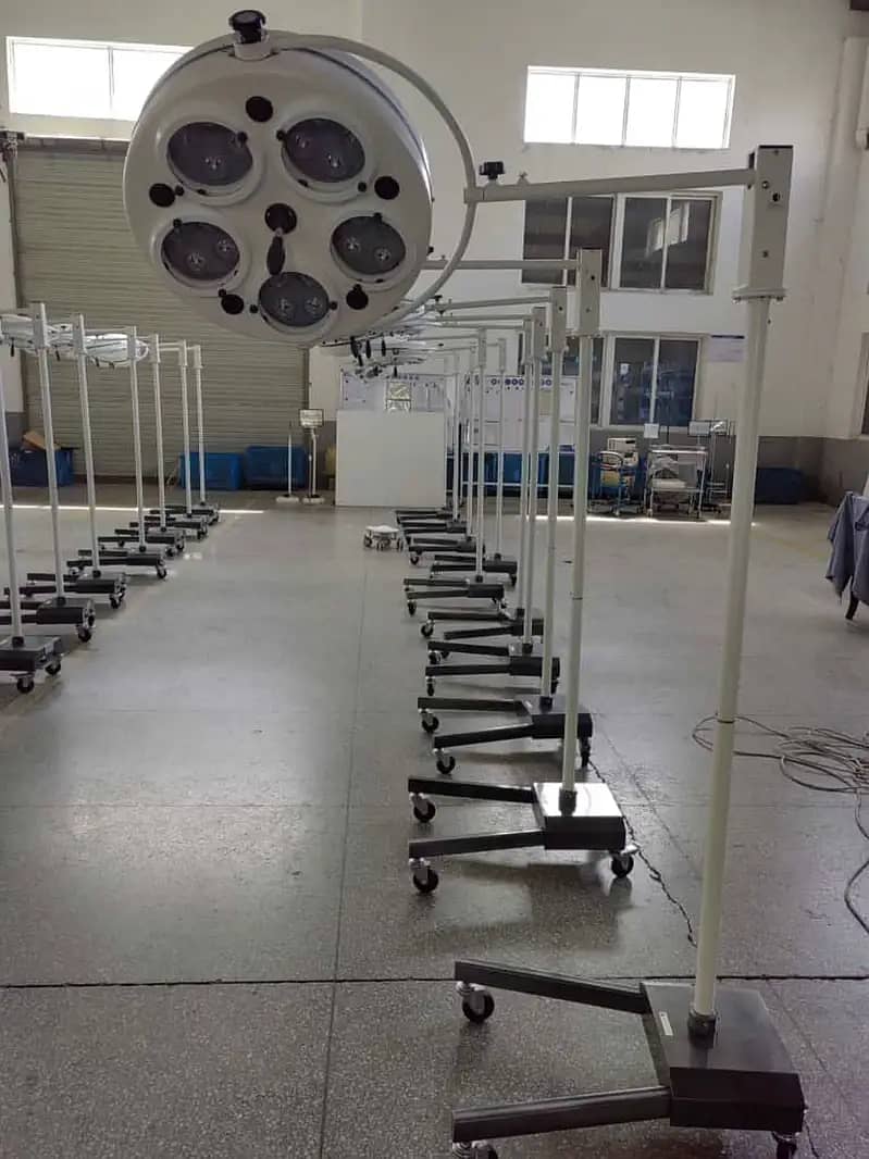 OT light LED Model KL05L ceiling type portable operation theater 1