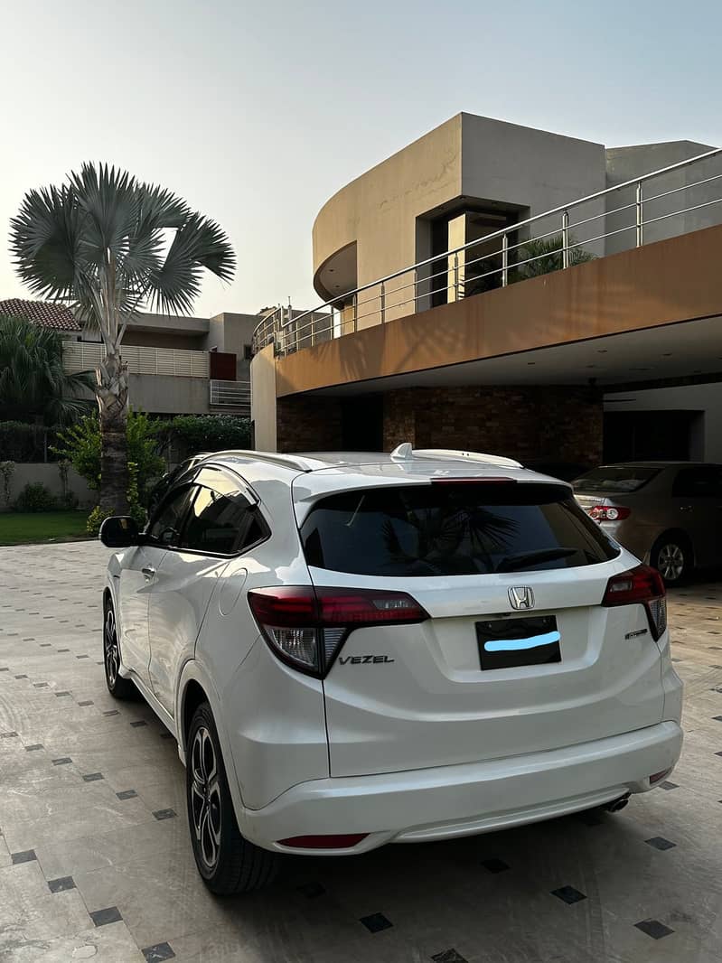 Honda Vezel 2015 8