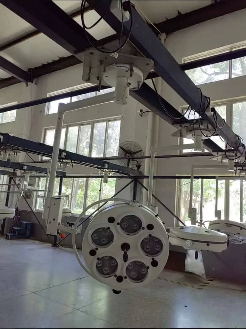 OT light LED Model KL05L ceiling type portable operation theater 2