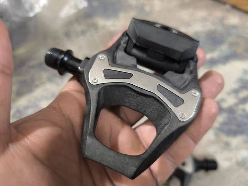 Shimano 105 Pedals 2