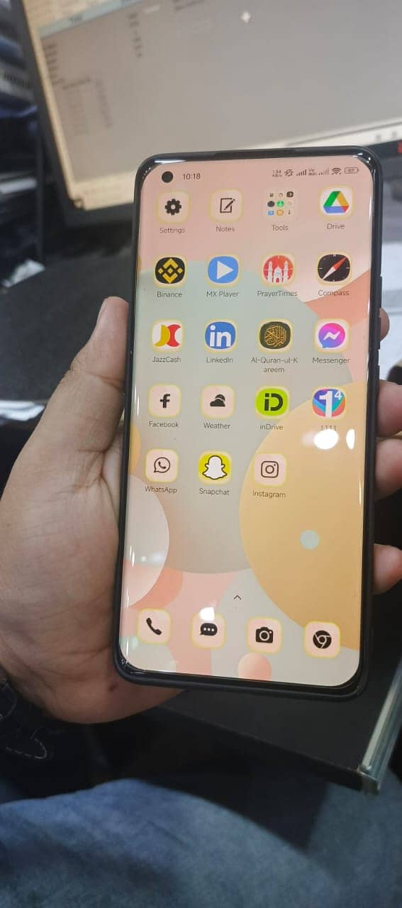 Mi 11 ultra Curved display gamming phone 2