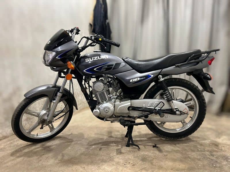 suzuki Gd 110s 2