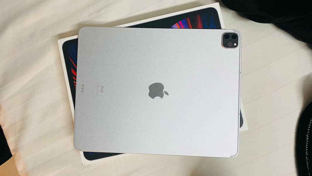 iPad Pro  12.9 inch 256 gb 6