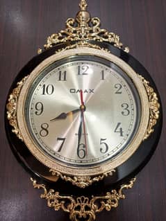 Beautiful Crown Gold Wall Hanging clock