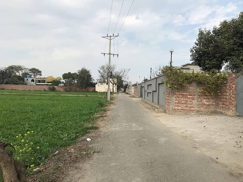 Mega Offer 1 Kanal Farmhouse Land for Sale on Barki Road, Lahore 0