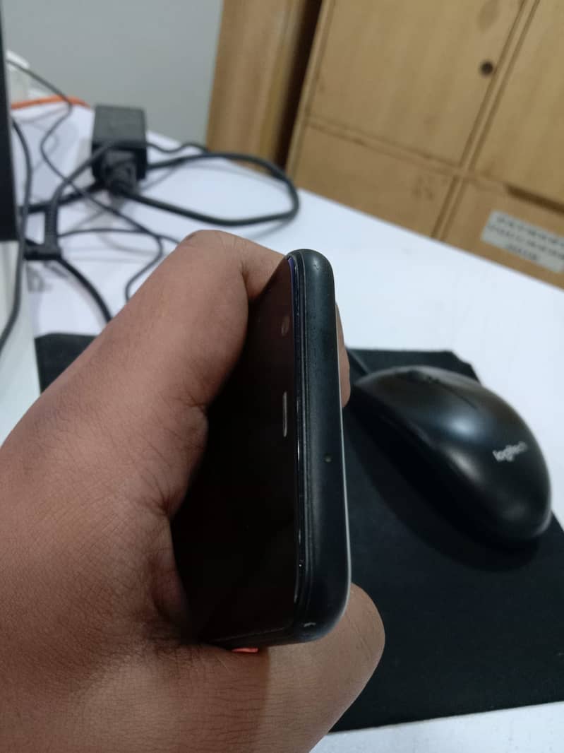 Google Pixel 4 3