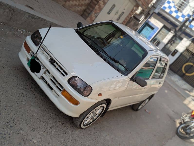 Daihatsu Cuore 2003 1