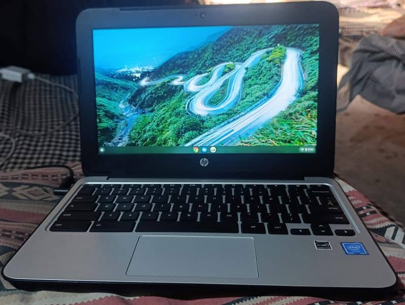 HP Chromebook 4/32Full Lush condition 8