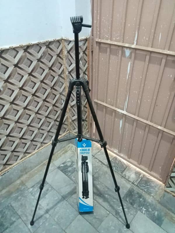 3366-S Tripod 0