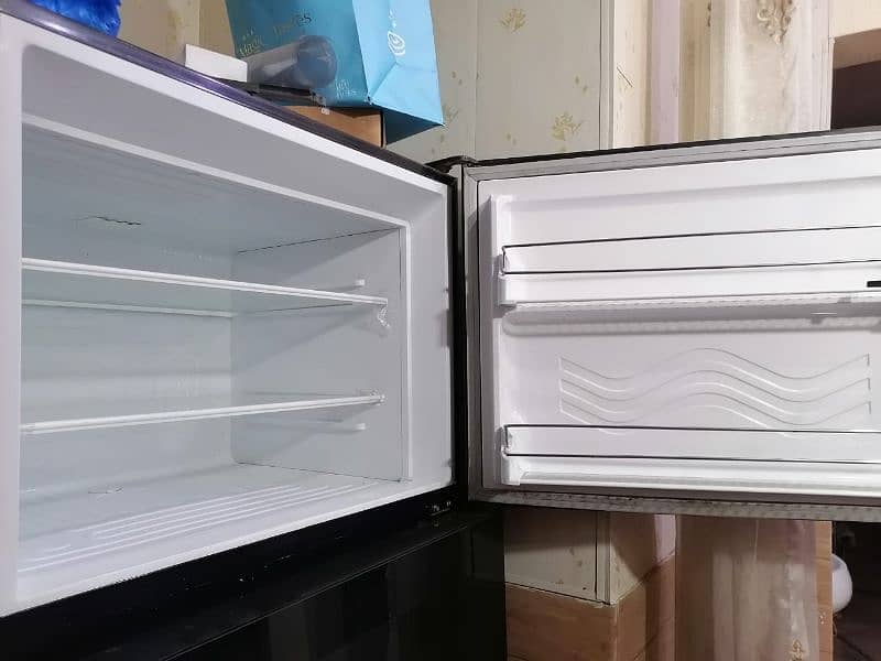 waves glass door jumbo size fridge in warranty 2