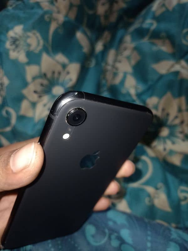 I phone xr 128 gb JV exchange possible 4