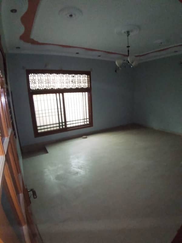 three bed dd portion for rent in johar 3