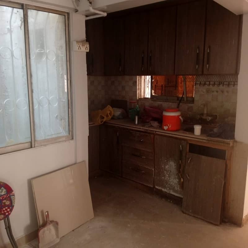 Corner 800 Square Feet Flat Up For rent In Gulistan-e-Jauhar - Block 13 0