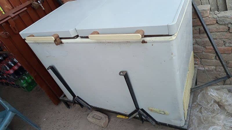 dawlance deep freezer double door 2