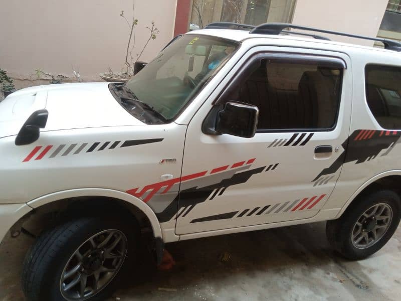 Suzuki Jimny 2013%17 totally original 15