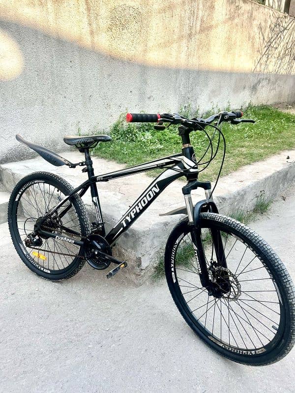 typhoon bicycle 26 size 4