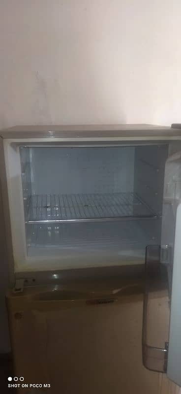 Refrigerator for sale 3