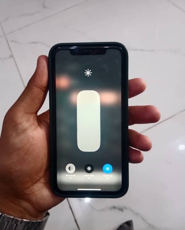 iphone XR 2