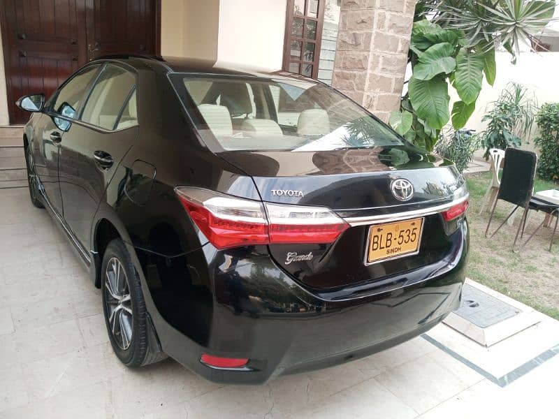 Toyota Grande 2017 Auto/Sunroof Fully Loaded Outclass in DHA Karachi 6